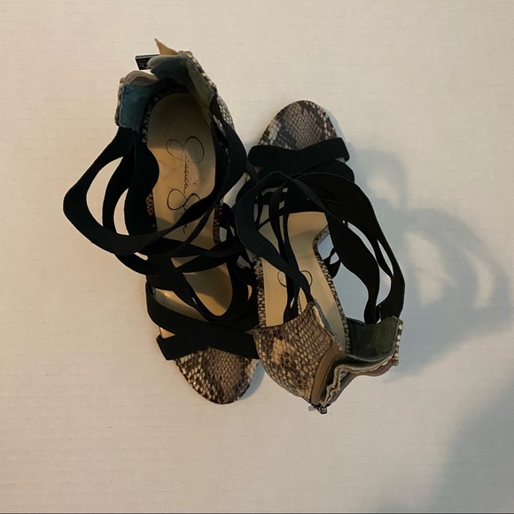 Jessica Simpson stilettos, perfect for any occasion - Picture 6 of 6